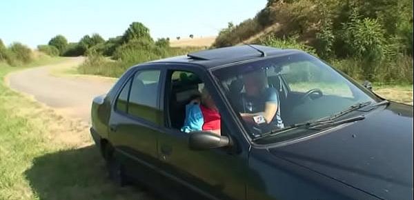  Old bitch gives head in the car then doggystyled